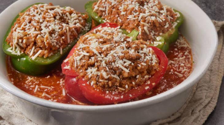 Misafir sofralarını şenlendiren biber dolması tarifi Fırında hazırlayın, tadı nefis