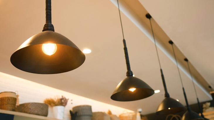 Herkes tasarruf sanıyor ama doğru bambaşka Işığı kapatınca bakın ne oluyor Herkes tasarruf sanıyor ama doğru bambaşka Işığı kapatınca bakın ne oluyor