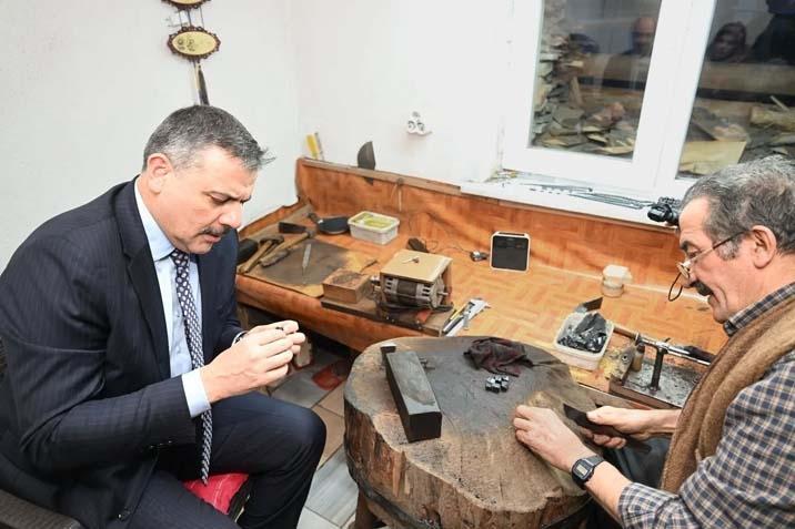 GÖZ NURU VE EMEKLE ORTAYA ÇIKAN ESERLER