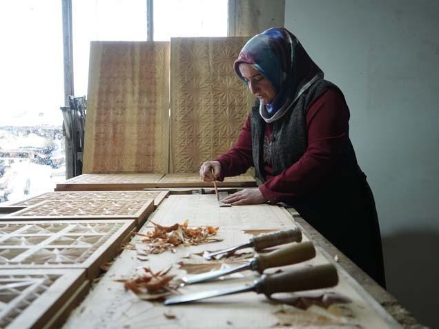 “YAPTIĞIM İŞ NEDENİYLE TAKDİR GÖRÜYORUM””
