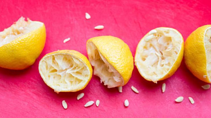 LİMON KABUKLARI İLE PARLATMA