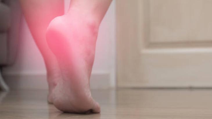 İYİ YASTIKLAMASI OLAN BİR ÇİFT SEÇİN