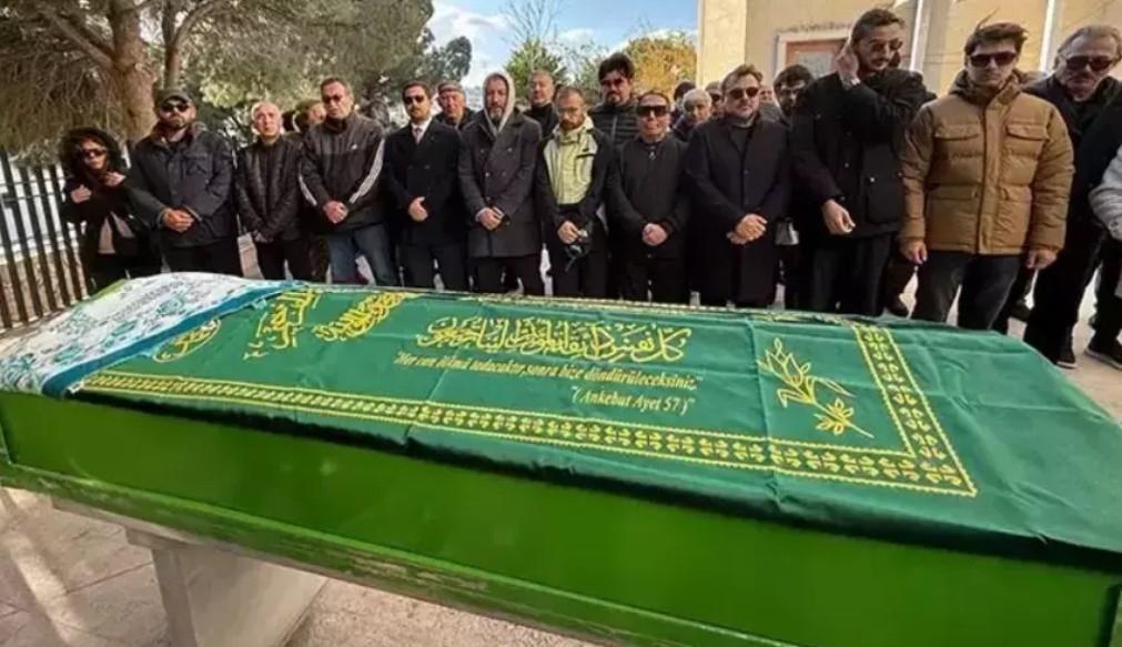 Tanyelinin eşinden duygulandıran paylaşım Tarihte bugün