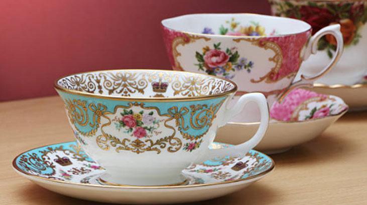 Meşhur yemek takımları binlerce lirayla yarışıyor Herkesin evindeydi, servet değerinde Meşhur yemek takımları binlerce lirayla yarışıyor Herkesin evindeydi, servet değerinde