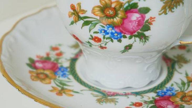 Meşhur yemek takımları binlerce lirayla yarışıyor Herkesin evindeydi, servet değerinde Meşhur yemek takımları binlerce lirayla yarışıyor Herkesin evindeydi, servet değerinde