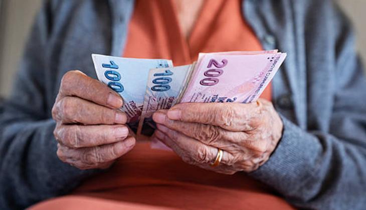 EMEKLİ BAYRAM İKRAMİYESİ NE KADAR