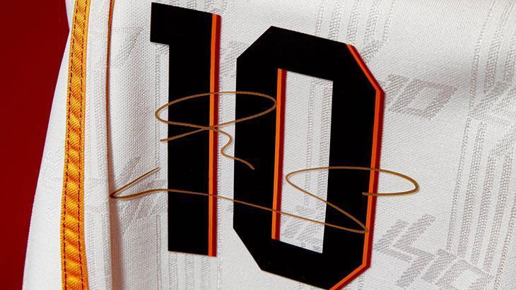 SANENİN İMZASI FORMADA