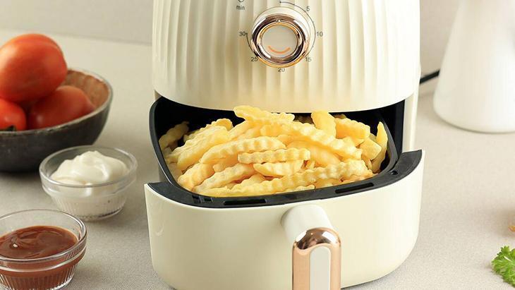 Dakikalarca ovmaya son Airfryer en iyi bu şekilde temizleniyor