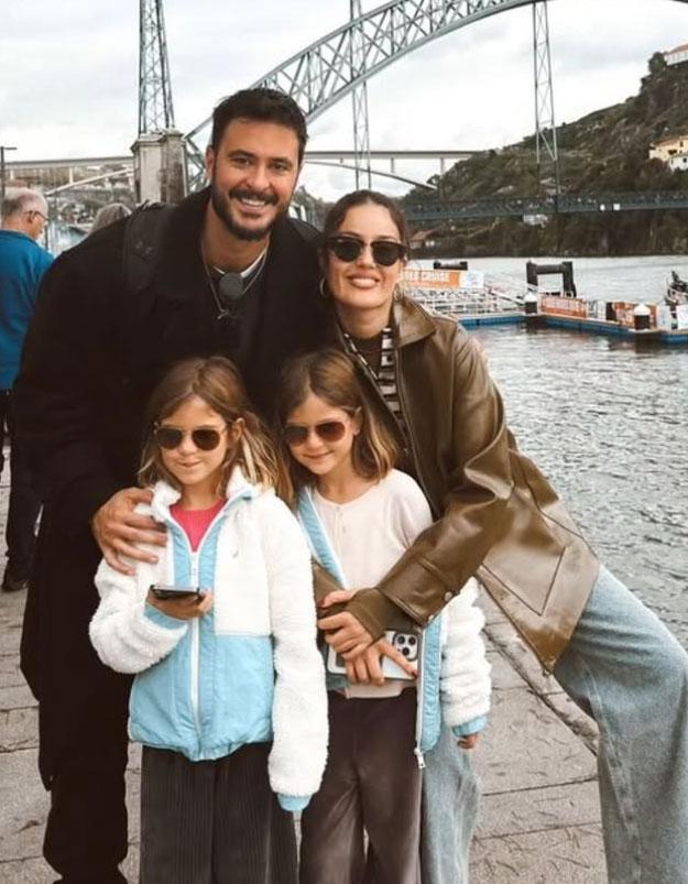 KIZLARI İÇİN BİR ARAYA GELDİLER