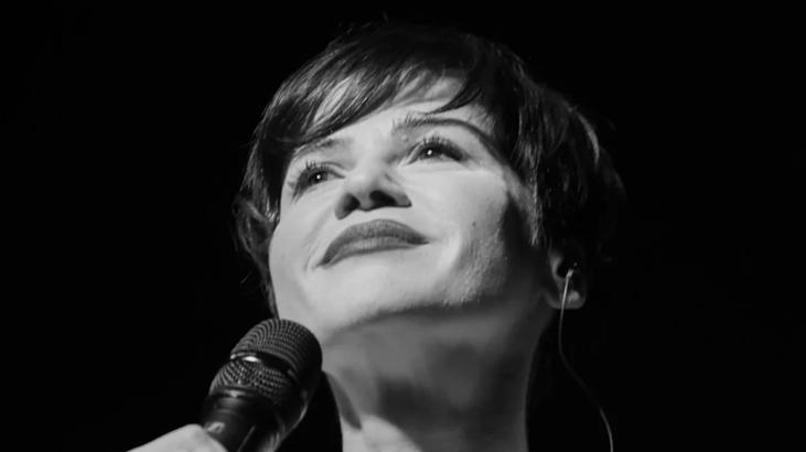 Aydilge ameliyat oldu Bugün ağrılarımdan kurtuluş günüm Aydilge ameliyat oldu Bugün ağrılarımdan kurtuluş günüm