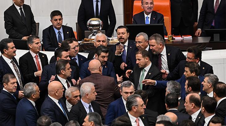 TBMMdeki yemin kavgasında kayıp ayakkabı İşte kavgadan yeni görüntüler