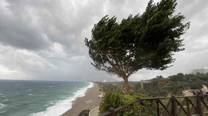 ANTALYADA 7 İLÇEDE OKULLAR TATİL EDİLDİ ANTALYADA 7 İLÇEDE OKULLAR TATİL EDİLDİ