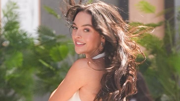 Melis Sezenden göz kamaştıran stil Yüzü olduğu markanın etkinliğine damga vurdu