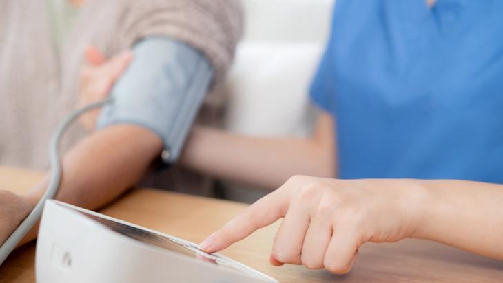 Şikayetim yoktu demeyin Sessizce ilerliyor, tansiyon ölçümüne dikkat