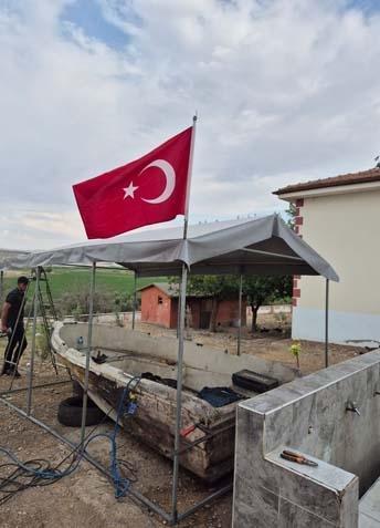 Fırat Nehri’nden okul bahçesine Müdür onardı, öğrenciler hayran kaldı: Teneffüsü dört gözler bekliyorlar
