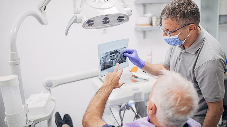 ‘DİŞ TAŞI TEMİZLİĞİ GENEL SAĞLIĞA KATKI SAĞLAR’