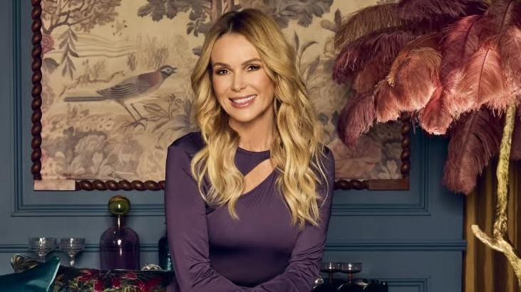 55 yaşında olduğuna kimse inanamıyor Amanda Holden kusursuz fiziğiyle göz kamaştırdı