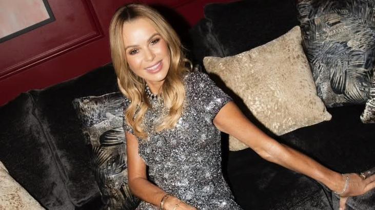 55 yaşında olduğuna kimse inanamıyor Amanda Holden kusursuz fiziğiyle göz kamaştırdı