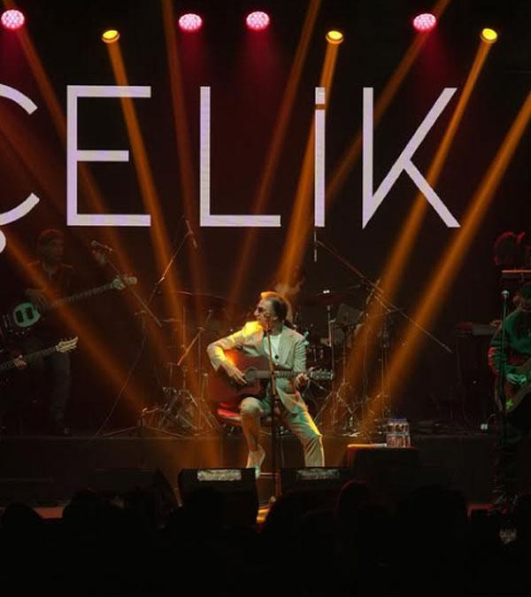 Çelike hayranından milyonluk istek Bana kredi aç deyip talep etti Çelike hayranından milyonluk istek Bana kredi aç deyip talep etti