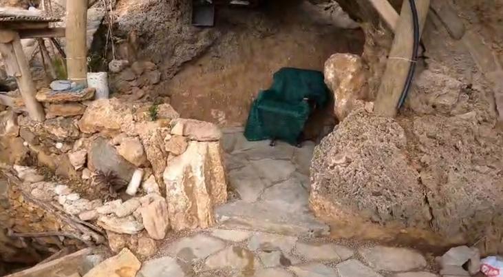 ORASI ÖZEL BİR APARTMANA AİTMİŞ