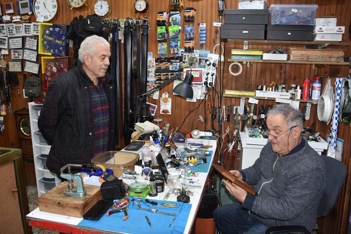 Mesleği bilen tek kişi Ne çırak var ne kalfa: 50 yıllık sırrını eşine öğretti