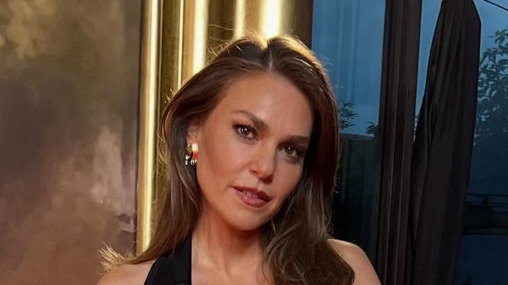 Aslı Enverden Beren Saate tam destek: İçinden gelmiş yapmış Aslı Enverden Beren Saate tam destek: İçinden gelmiş yapmış