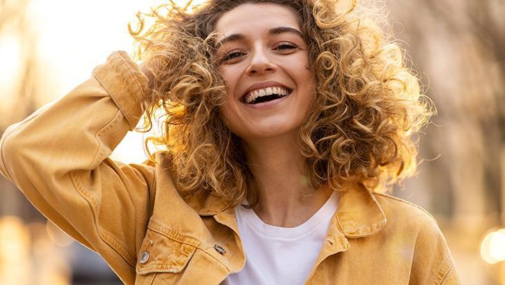 Tek ürünle belirgin bukleler yapmak çok kolaymış Böyle şekilleniyor