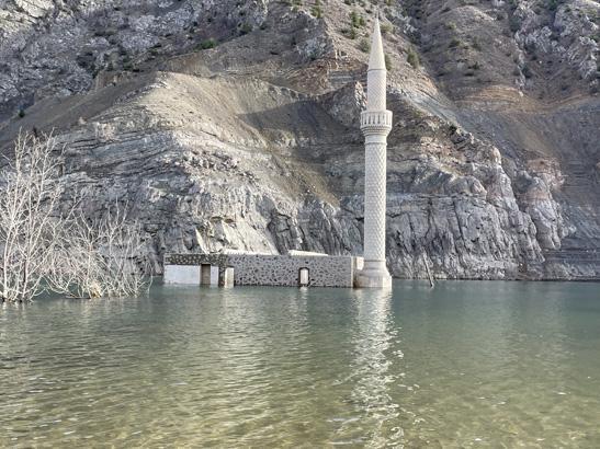 Hüzünlü dönüş: İnsanlar yok, etraftaki bu hal duygusallaştırıyor