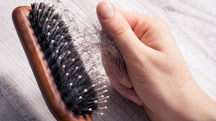 Saç dökülmesinin kahramanı yumurtaymış Sofralarda gizlenen biotin deposu