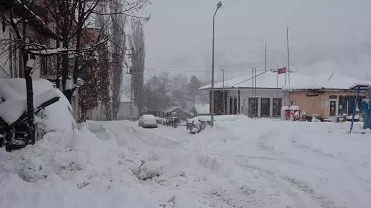 15 İLÇEYE KAR GELİYOR 15 İLÇEYE KAR GELİYOR
