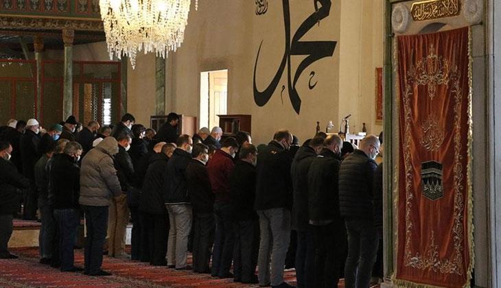RAMAZANDA HER GECE 2 REKATLIK NAMAZ KILINIŞI
