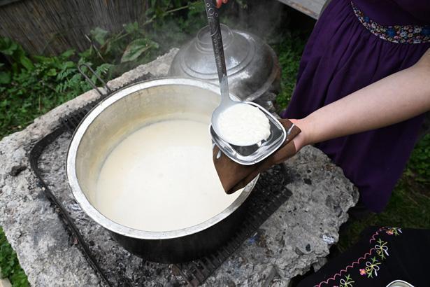 Karadenizin eşsiz lezzedi: Tüm sırlarıyla Hamsiköy sütlacı
