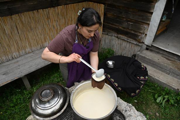 Karadenizin eşsiz lezzedi: Tüm sırlarıyla Hamsiköy sütlacı