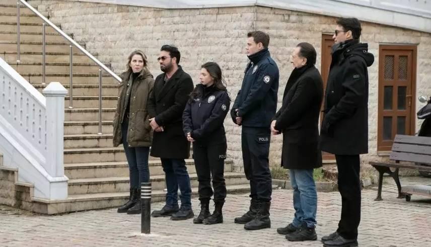 ARKA SOKAKLAR GÜLLÜ BÖLÜMÜ 📺 Arka Sokaklar izle Kanal D Arka Sokaklar Güllü bölümü izle tek parça, full