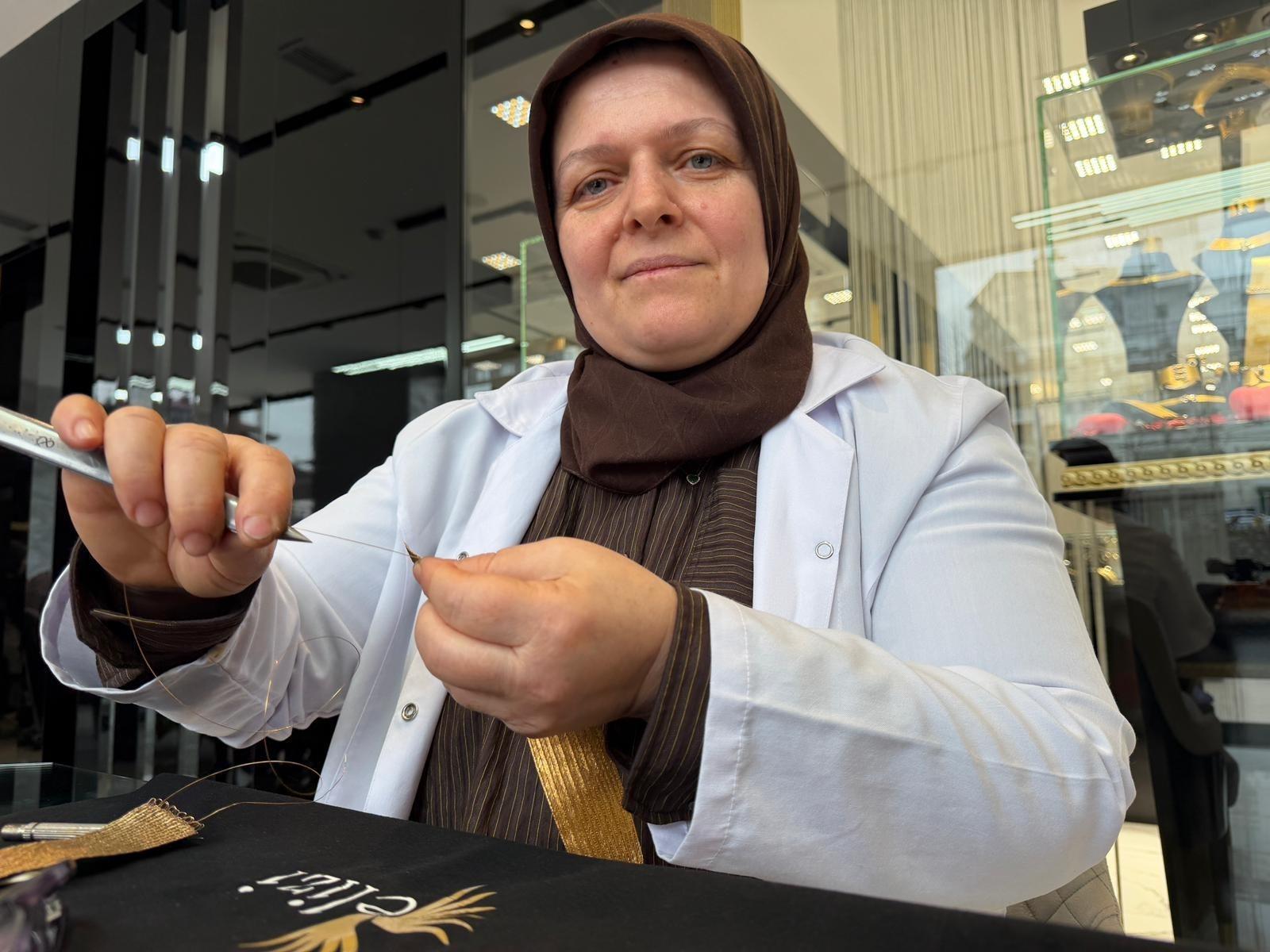 Attığı ilmeğin değeri otomobil fiyatlarıyla yarışıyor: ‘Bunu ben mi yaptım diye gurur duyuyorum