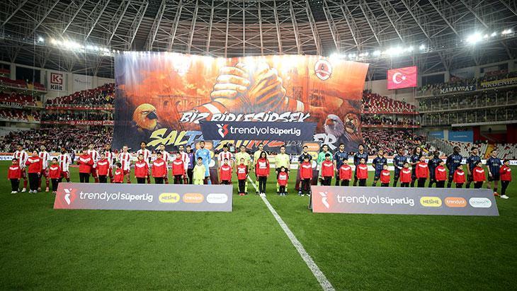 Fenerbahçe, Antalyaspor'da 2-2 berabere kaldı: Göle ve oyuncular 'yarış hala ortada'