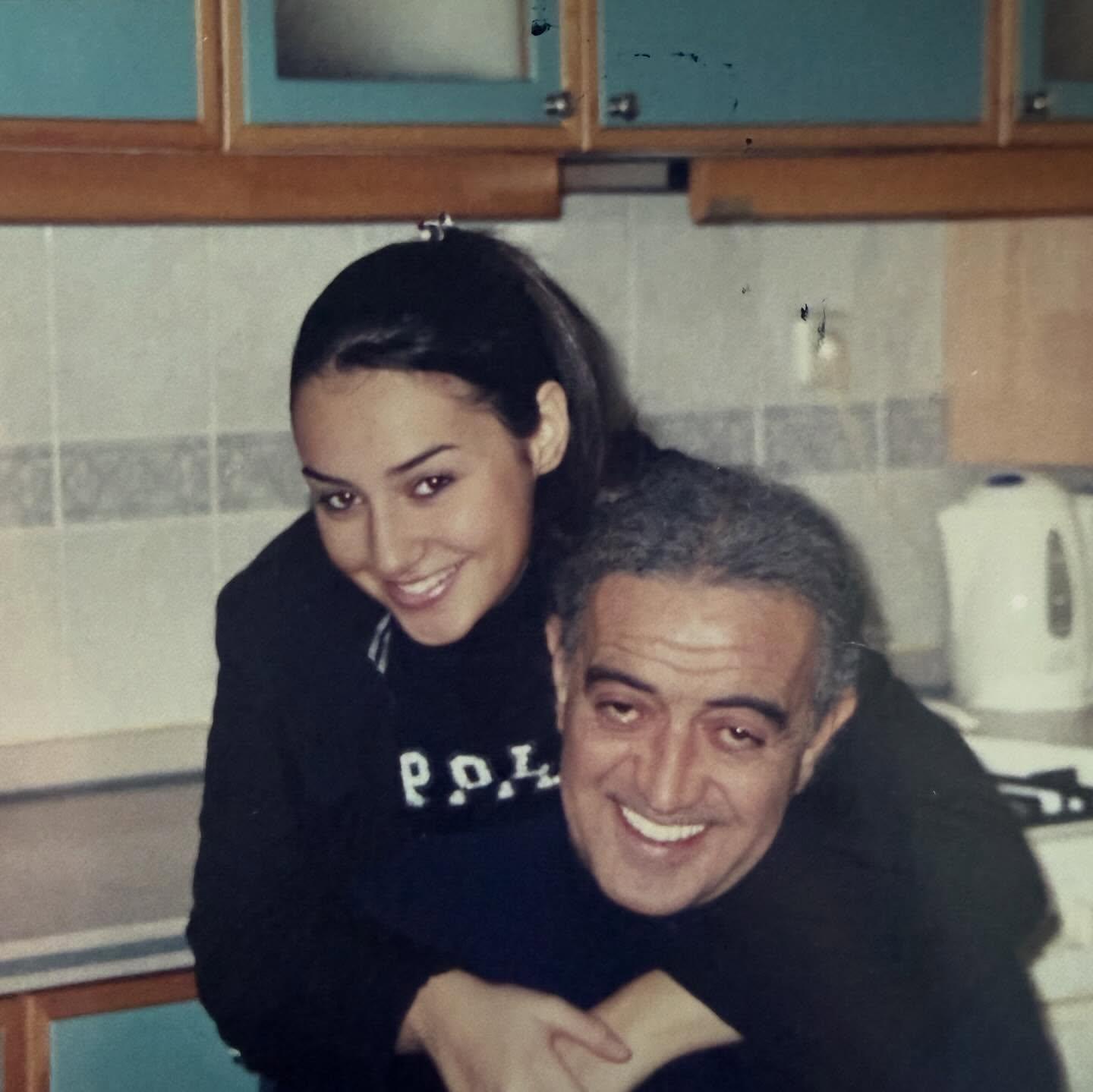 Edip Akbayramın kızı Türkü Akbayramdan yürek yakan paylaşım Çok özlüyorum baba