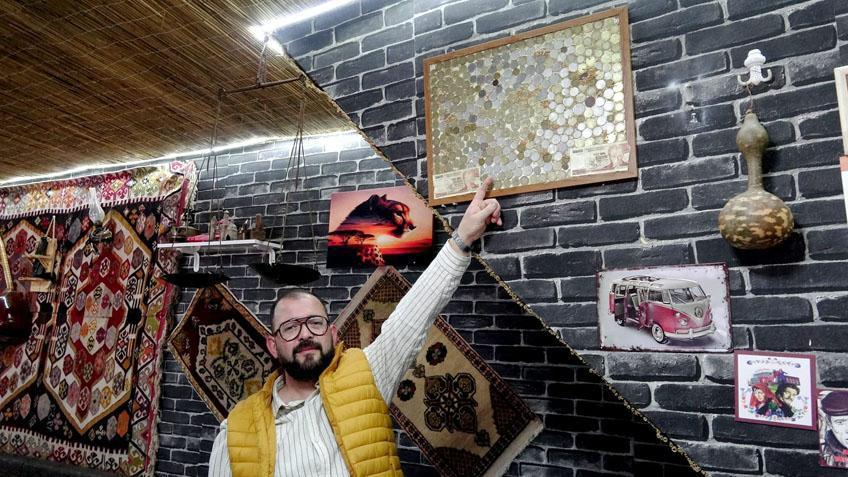 20 yıllık para koleksiyonu Kumbarayla başladı, 600 parçalık tarihe dönüştü 20 yıllık para koleksiyonu Kumbarayla başladı, 600 parçalık tarihe dönüştü