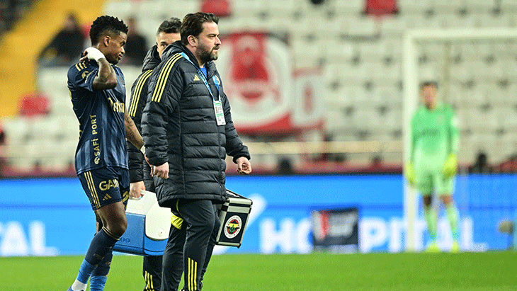 ÜST ÜSTE ŞANSSIZLIKLAR