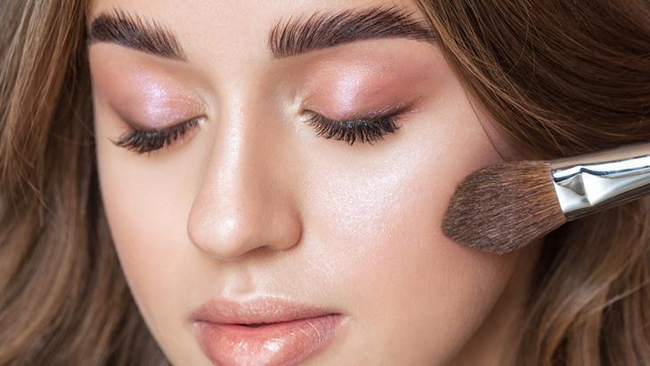 Tek ürünle çoklu etki Hem renk hem nem veriyor