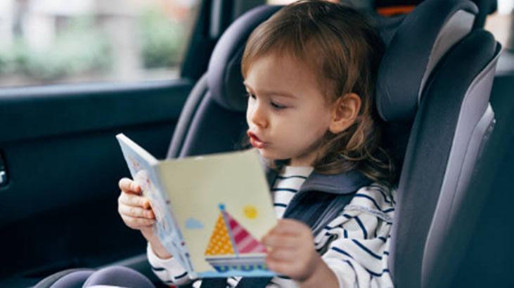 Arabada kitap okurken neden mideniz bulanır