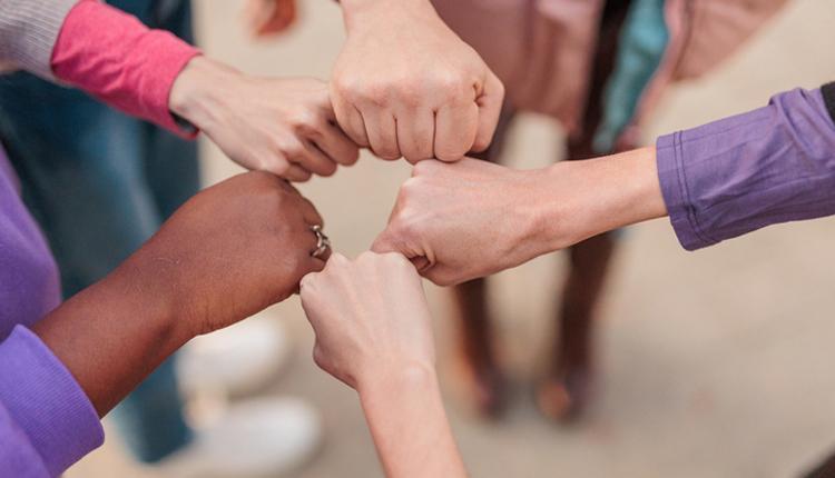 DÜNYA KADINLAR GÜNÜ NASIL ORTAYA ÇIKTI