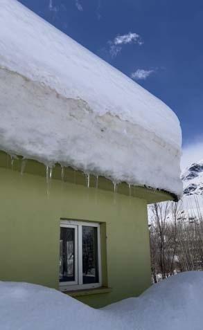 Birçok kentte hayat durdu Kar 2 metreyi aştı, evler yok oldu sıcaklık eksi 20 dereceye düştü