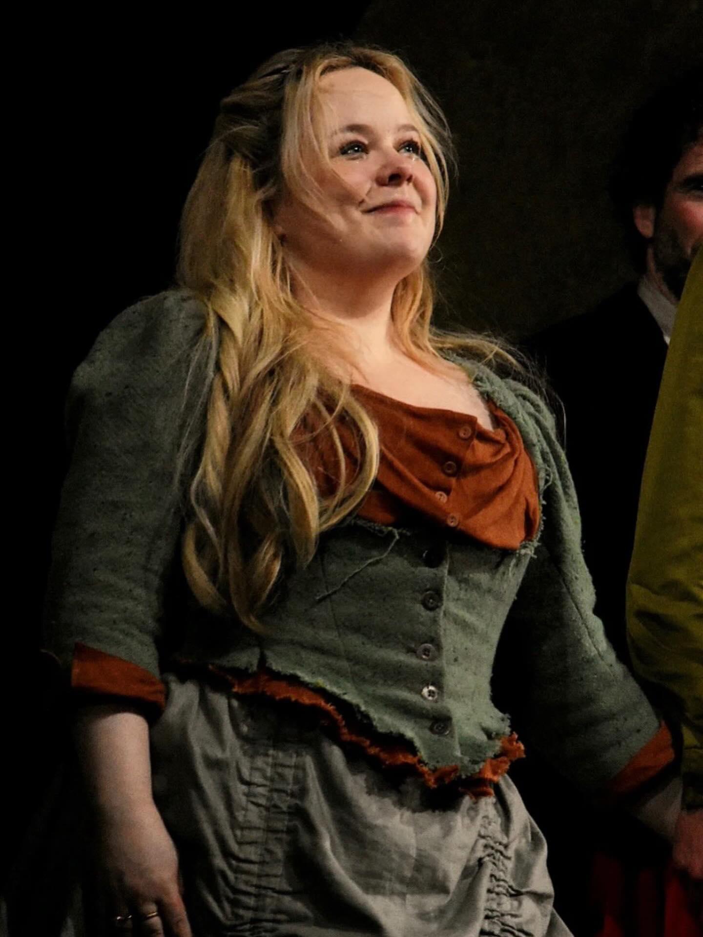 Bridgerton yıldızından samimi açıklamalar: O dönemde epey kilo vermiştim