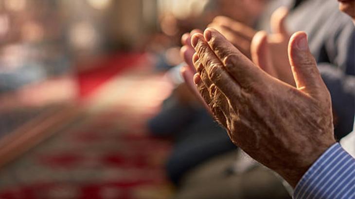 CUMA NAMAZI SAAT KAÇTA