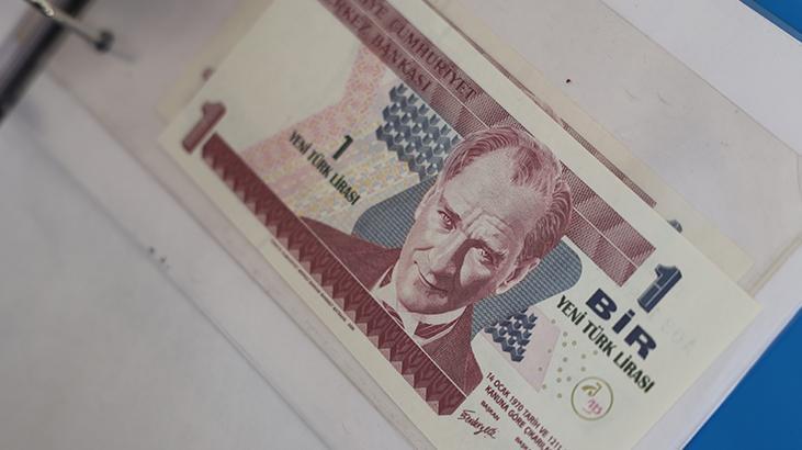 5 kıta, 75 ülke Banknotları topladı, binden fazla parçalık koleksiyon oluştu 5 kıta, 75 ülke Banknotları topladı, binden fazla parçalık koleksiyon oluştu