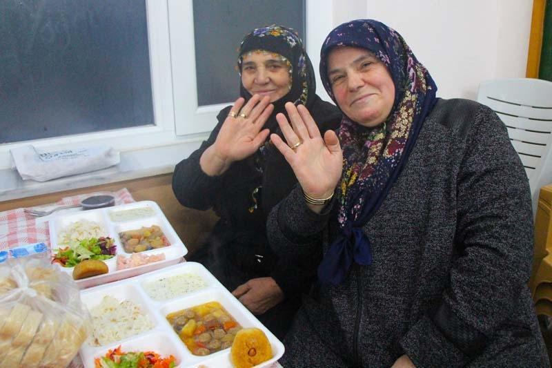 RAMAZAN AYINI NEŞE İÇİNDE GEÇİRİYORUZ