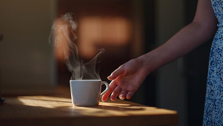 Bir bardak çay ağız bakterilerini yok ediyor Kaynar değil ılık içmek gerekiyormuş