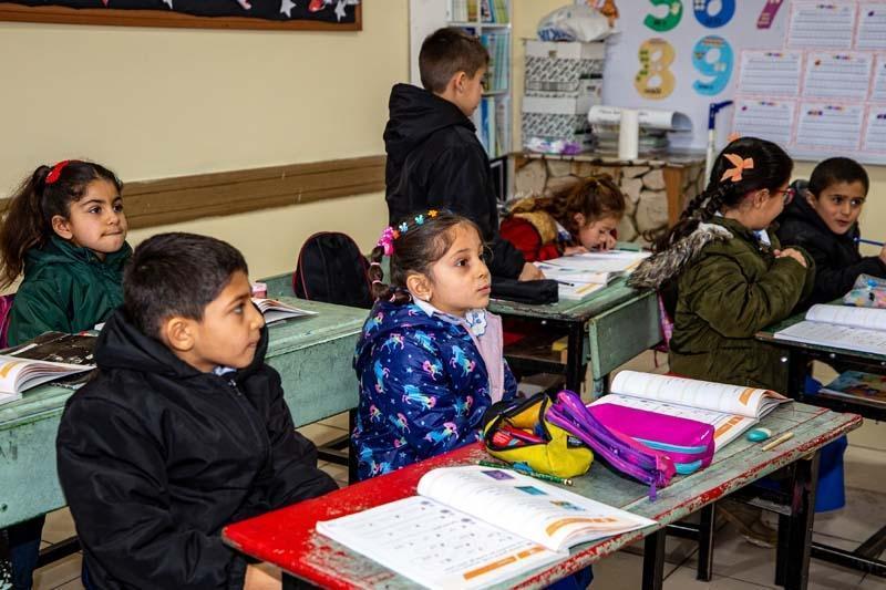 Erzurumda 70 yıllık karanlığı, 6 yaşındaki Ada aydınlattı