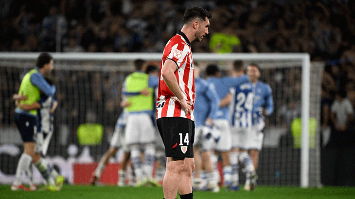 SUUDİ EKİPLER DEVREYE GİRDİ
Kara Kartal’ın sezon sonunda kadrosuna katmayı çok istediği Aymeric Laporte için talip çıktı. Gelen haberlere göre İspanya La liga ekiplerinden Athletic Bilbao’nun formasını giyen 31 yaşındaki stoper için Suudi ekipleri devreye girdi.
Suudi Arabistan ekiplerinin, Laporte’un maliyetini ve maaş beklentisini karşılamak adına astronomik rakamlarla devreye girdiği, bu durumun transferin dengelerini Beşiktaş aleyhine bozduğu ifade ediliyor.